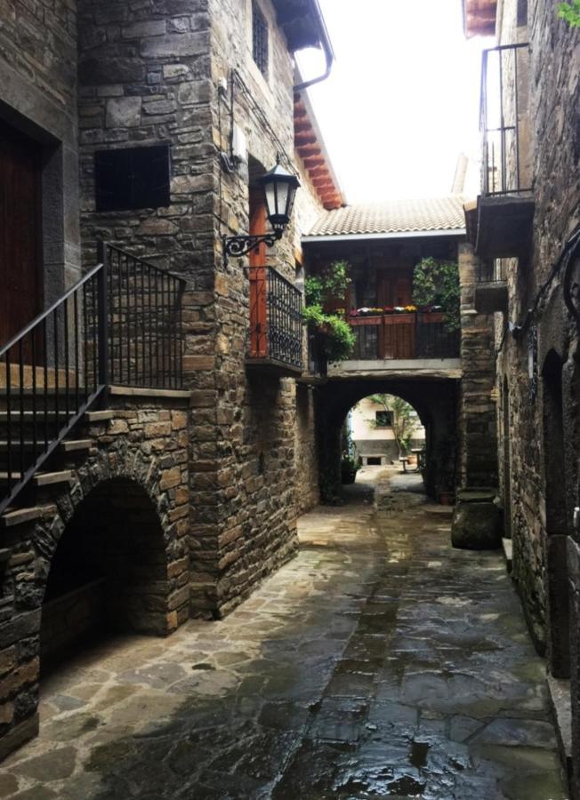 Preciosas Vistas A La Montana, Luminoso Y Acogedor Apartamento El Pueyo de Araguás Exterior foto
