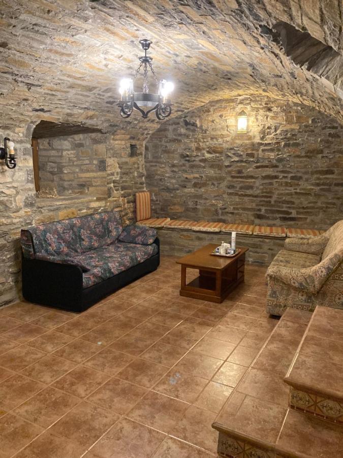Preciosas Vistas A La Montana, Luminoso Y Acogedor Apartamento El Pueyo de Araguás Exterior foto
